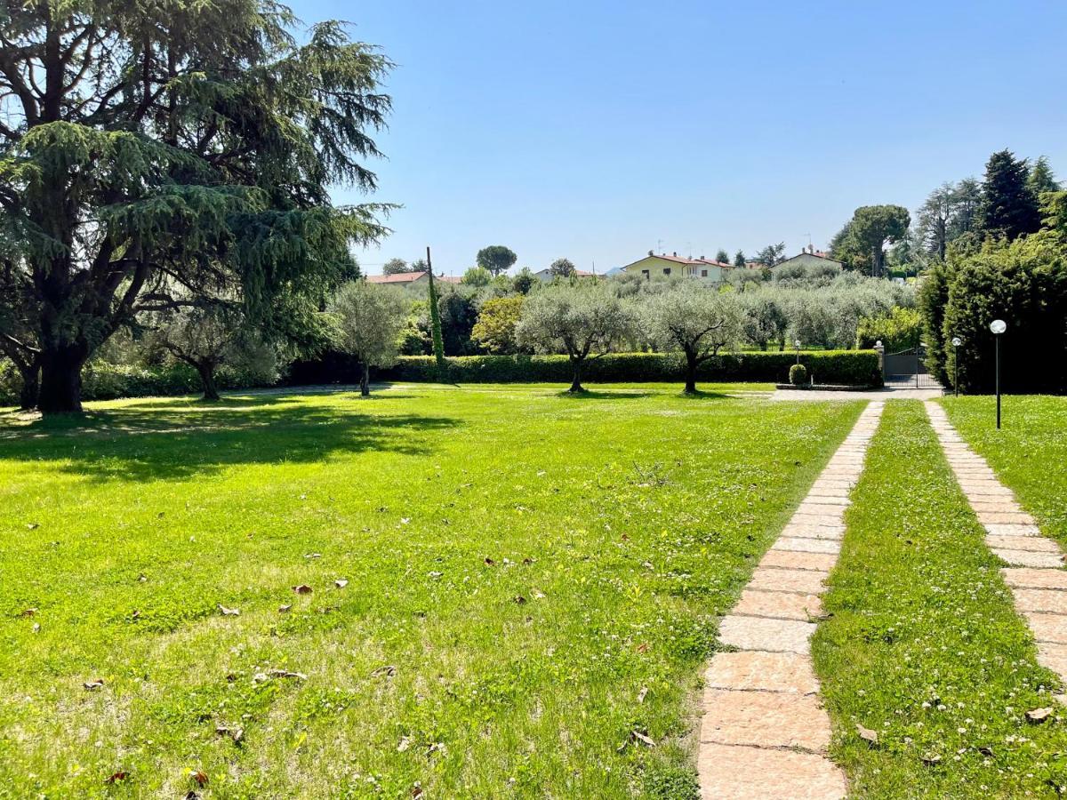 Villa Antonio Сан Феличе дел Бенако Екстериор снимка