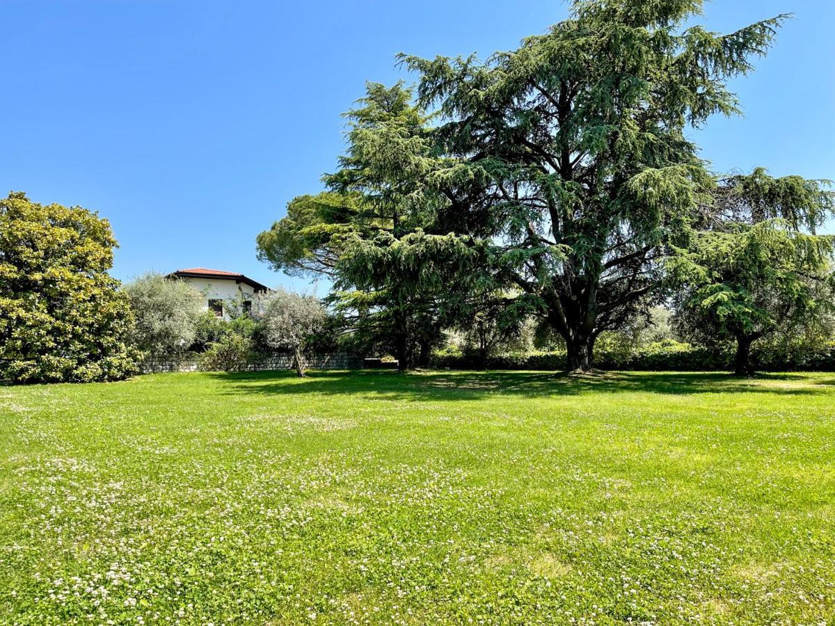 Villa Antonio Сан Феличе дел Бенако Екстериор снимка
