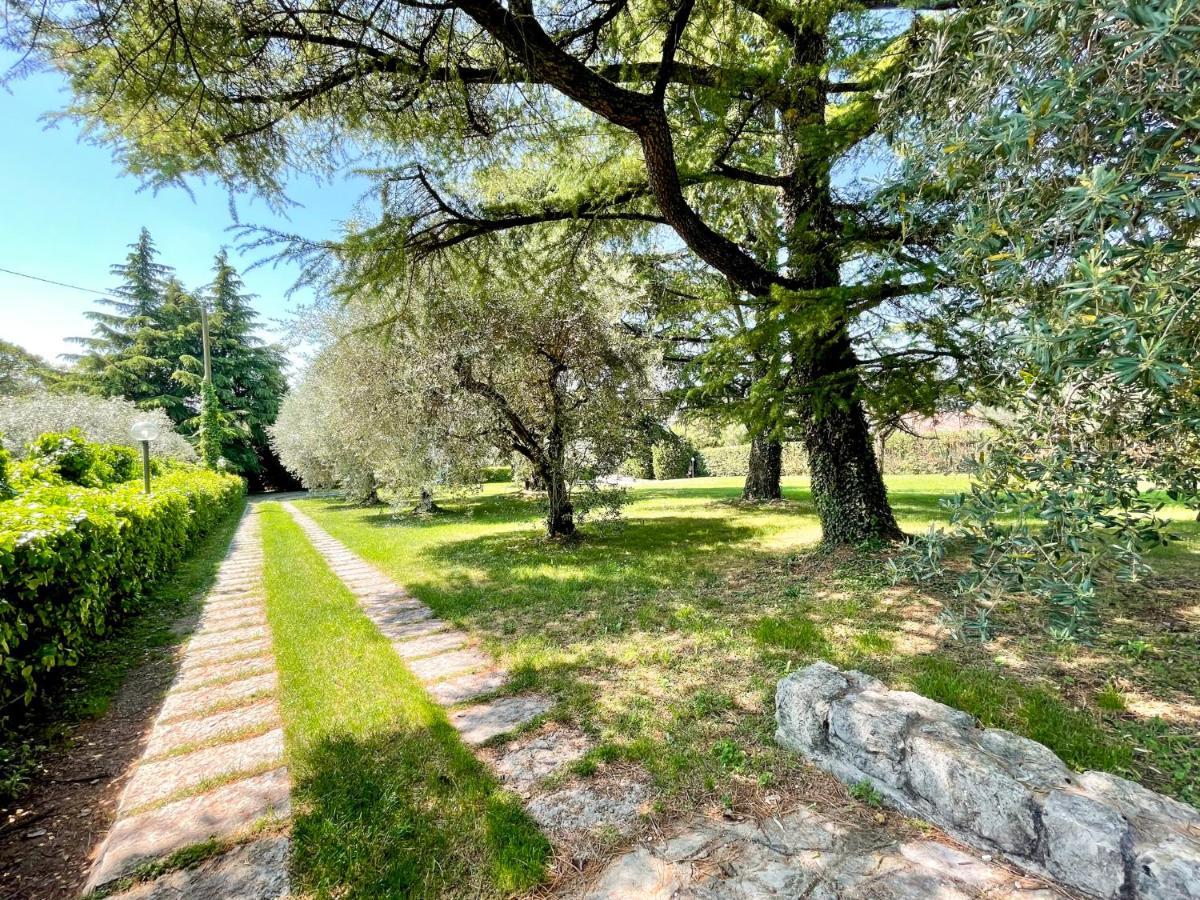 Villa Antonio Сан Феличе дел Бенако Екстериор снимка